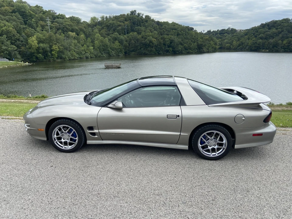 2002 Pontiac Firebird Trans Am 4th Gen - Image 17 of 31