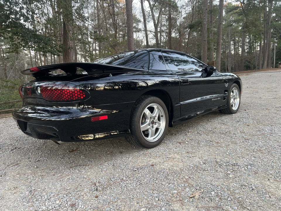 2002 Pontiac Firebird Trans Am 4th Gen - Image 11 of 31