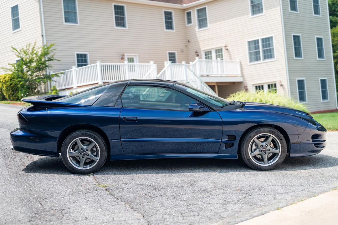 2002 Pontiac Firebird Trans Am 4th Gen - Image 15 of 31