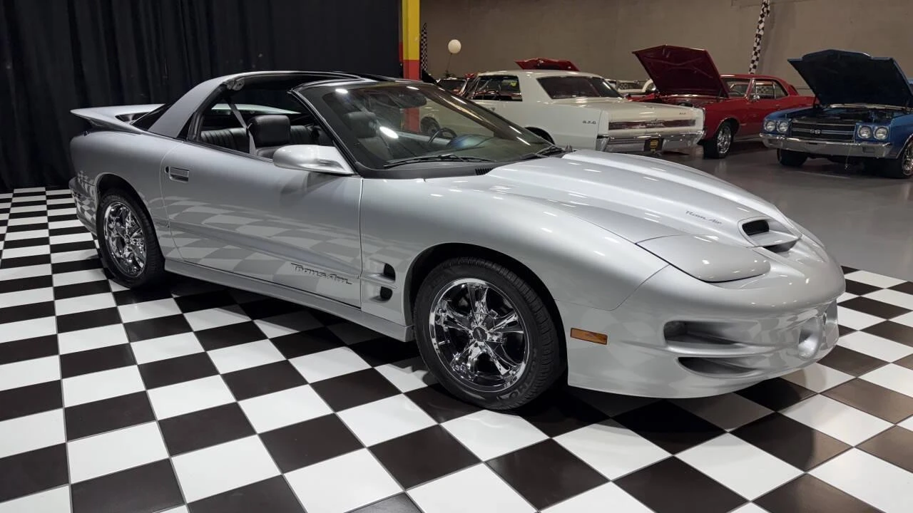 2002 Pontiac Firebird Trans Am 4th Gen - Image 10 of 21