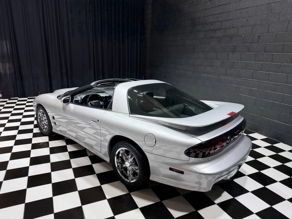 2002 Pontiac Firebird Trans Am 4th Gen - Image 18 of 21