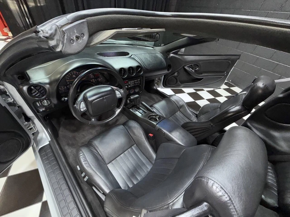 2002 Pontiac Firebird Trans Am 4th Gen - Image 2 of 21