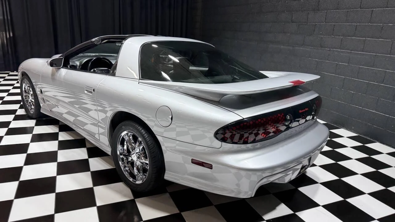 2002 Pontiac Firebird Trans Am 4th Gen - Image 8 of 21