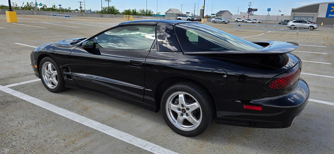 2002 Pontiac Firebird Trans Am 4th Gen - Image 11 of 31