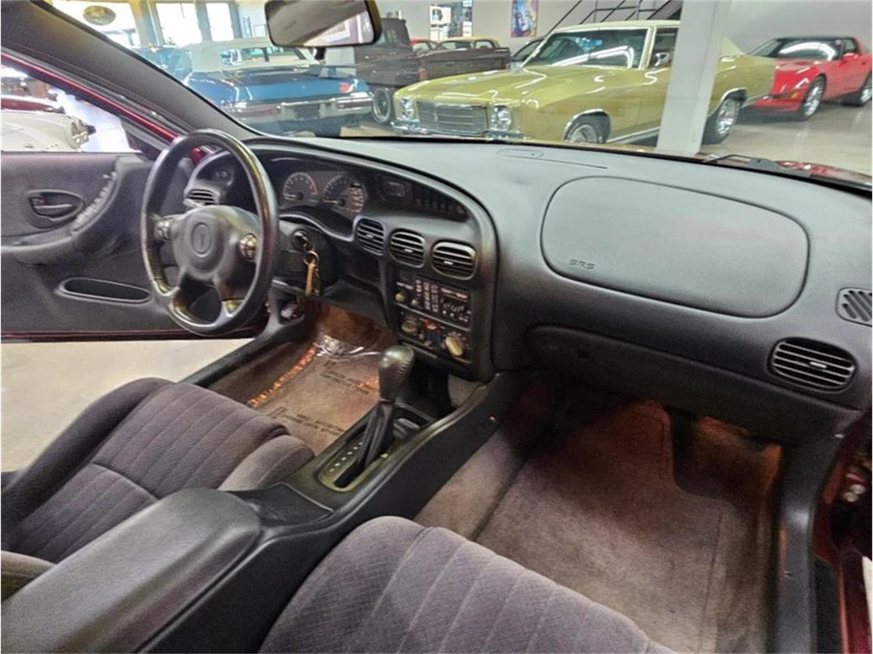 2002 Pontiac Grand Prix 3rd+ Gen - Image 28 of 31