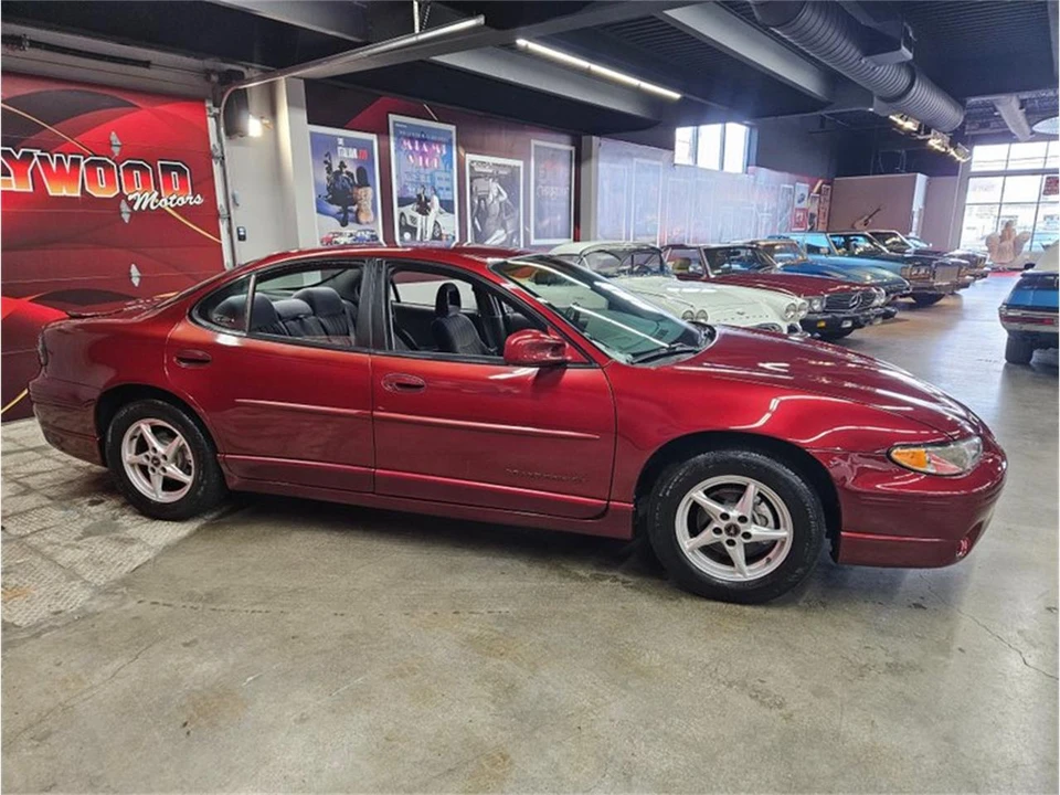 2002 Pontiac Grand Prix 3rd+ Gen - Image 8 of 31