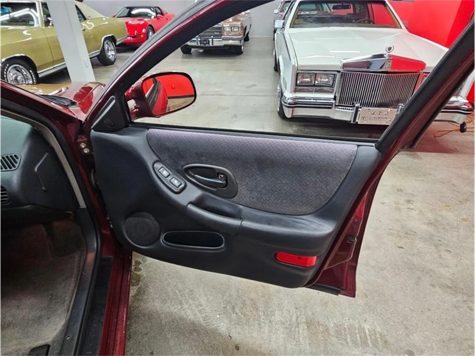 2002 Pontiac Grand Prix 3rd+ Gen - Image 26 of 31