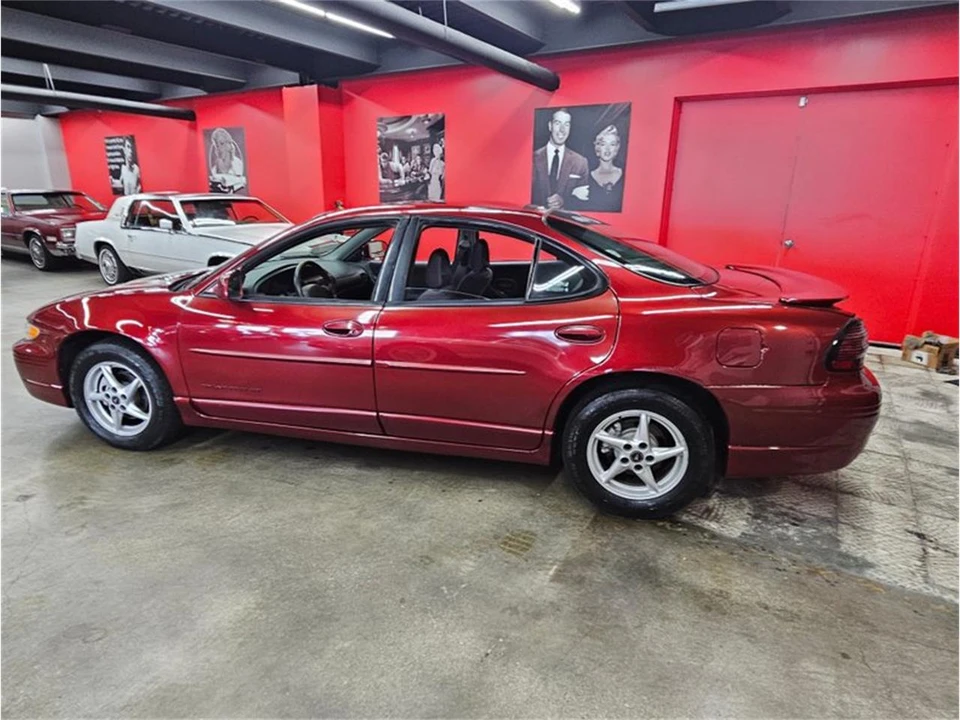 2002 Pontiac Grand Prix 3rd+ Gen - Image 20 of 31
