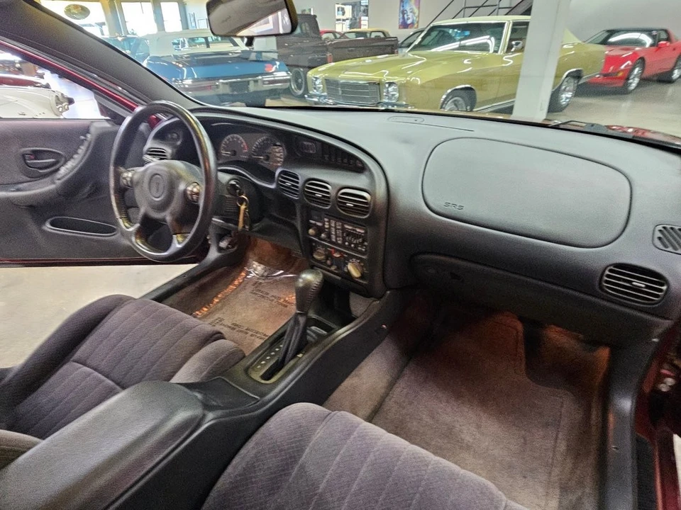 2002 Pontiac Grand Prix 3rd+ Gen - Image 28 of 31