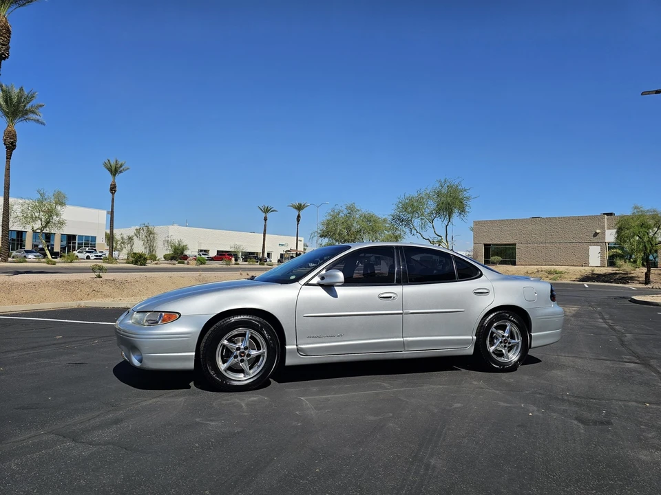 2002 Pontiac Grand Prix 3rd+ Gen - Image 8 of 31