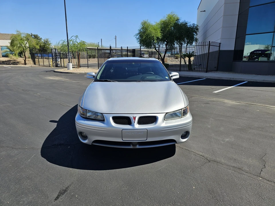 2002 Pontiac Grand Prix 3rd+ Gen - Image 2 of 31