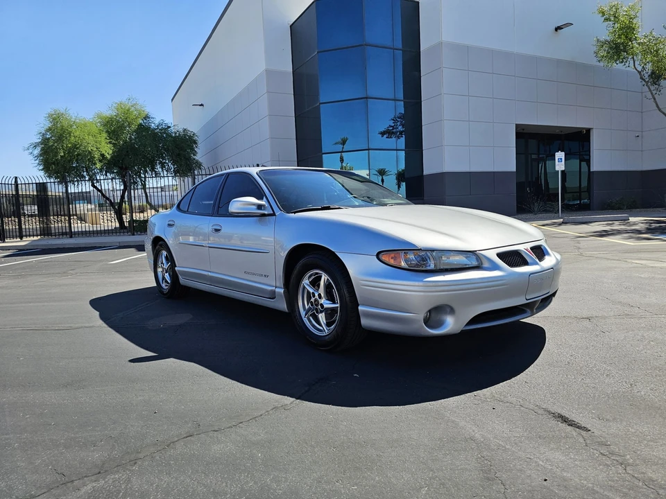 2002 Pontiac Grand Prix 3rd+ Gen - Image 24 of 31