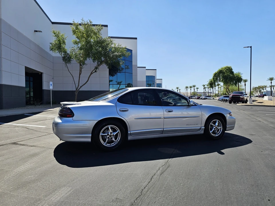2002 Pontiac Grand Prix 3rd+ Gen - Image 19 of 31