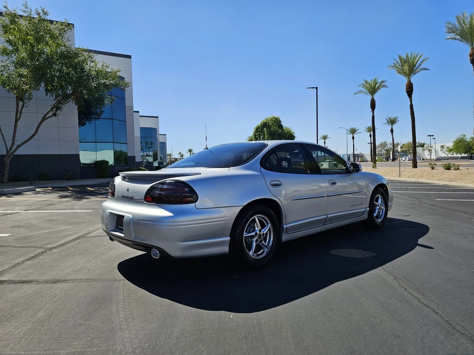 2002 Pontiac Grand Prix 3rd+ Gen - Image 17 of 31