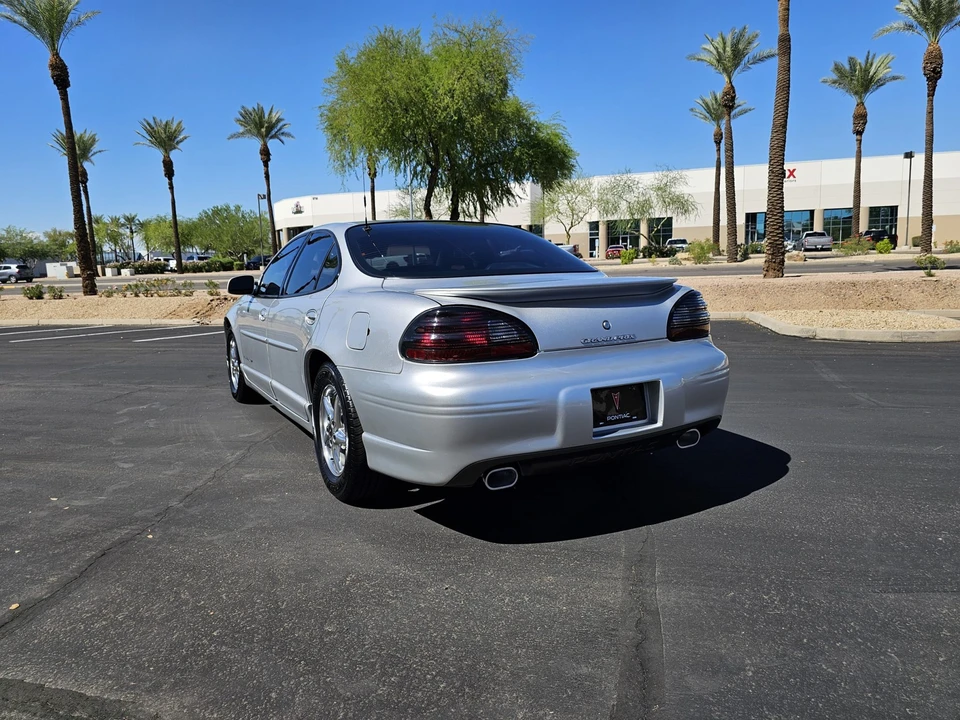 2002 Pontiac Grand Prix 3rd+ Gen - Image 13 of 31