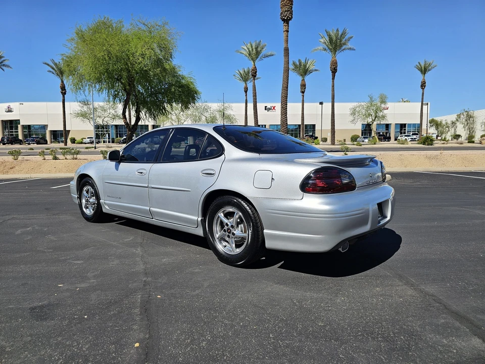 2002 Pontiac Grand Prix 3rd+ Gen - Image 11 of 31
