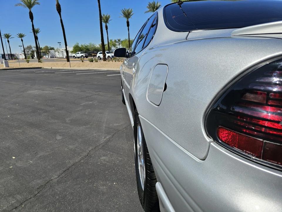 2002 Pontiac Grand Prix 3rd+ Gen - Image 29 of 31