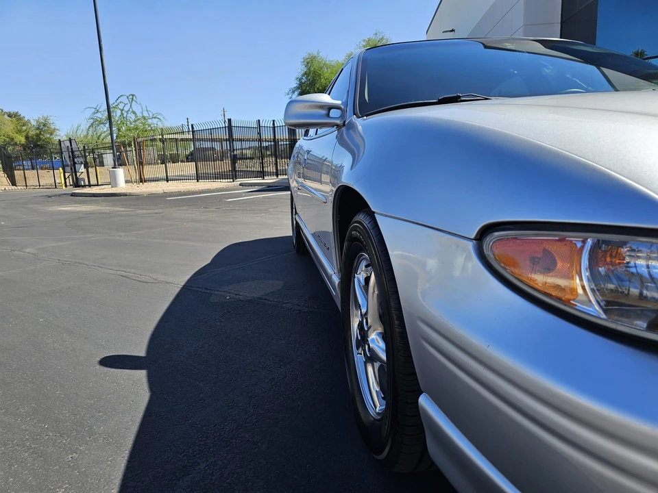 2002 Pontiac Grand Prix 3rd+ Gen - Image 27 of 31