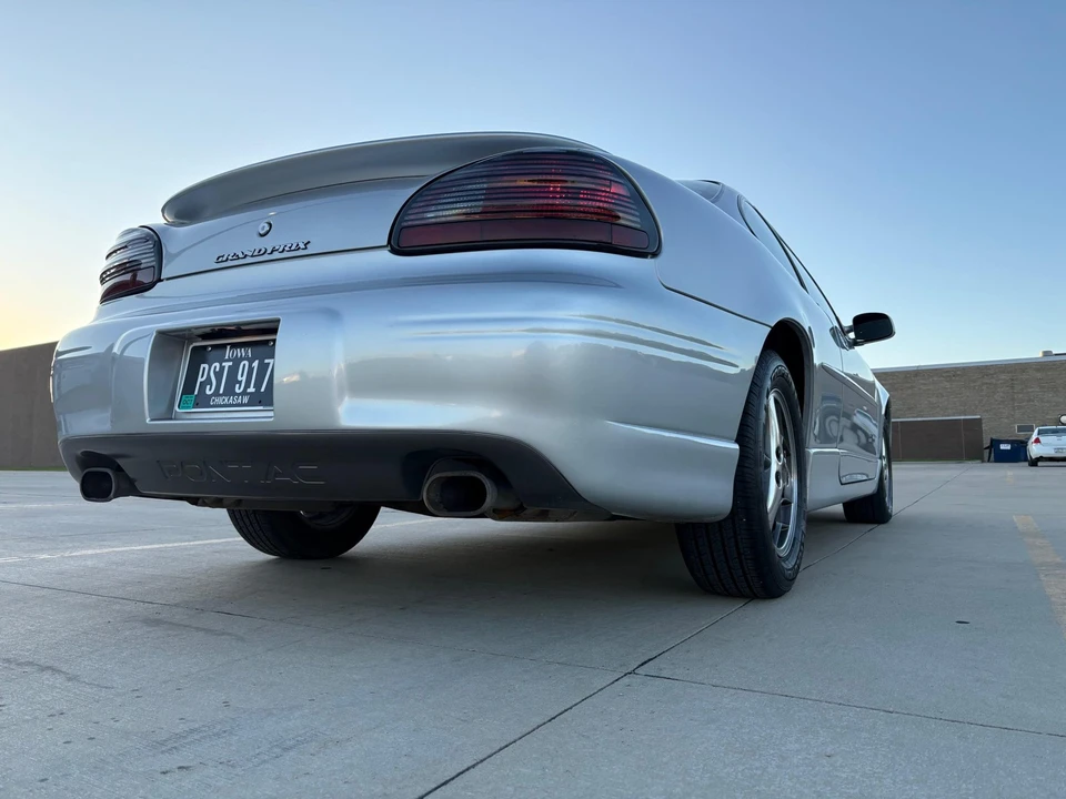 2002 Pontiac Grand Prix 3rd+ Gen - Image 14 of 31