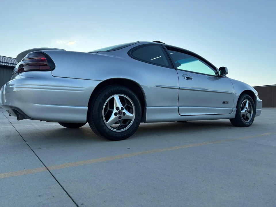2002 Pontiac Grand Prix 3rd+ Gen - Image 15 of 31