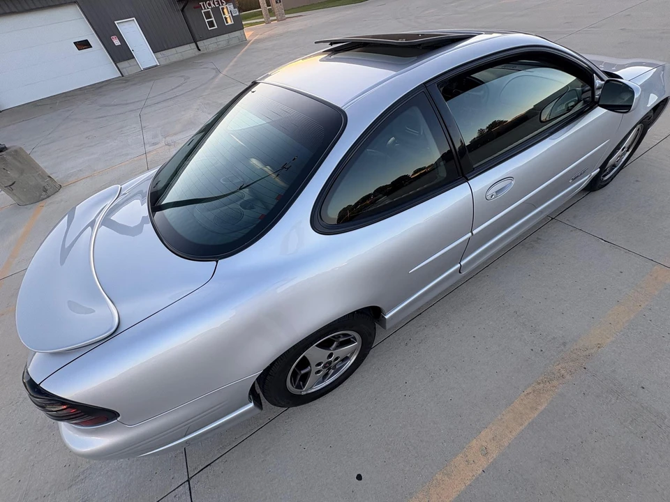 2002 Pontiac Grand Prix 3rd+ Gen - Image 20 of 31