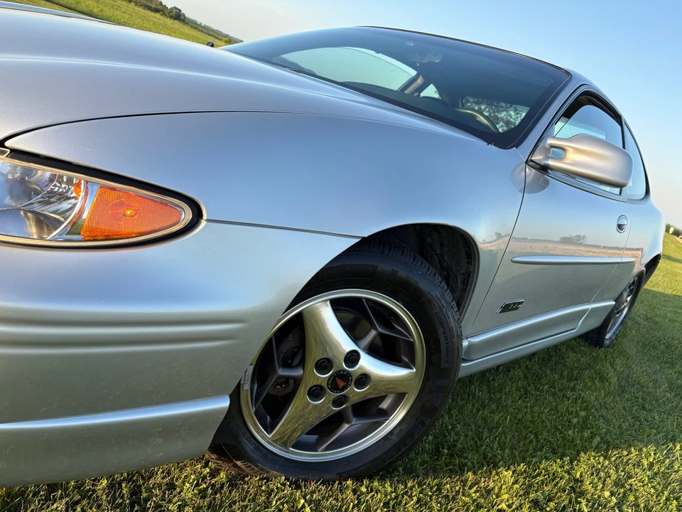 2002 Pontiac Grand Prix 3rd+ Gen - Image 22 of 31