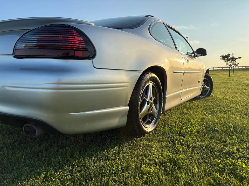 2002 Pontiac Grand Prix 3rd+ Gen - Image 23 of 31