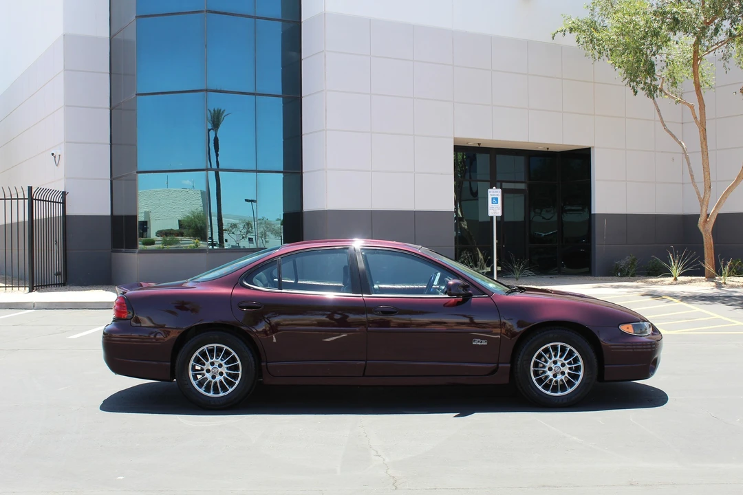 2002 Pontiac Grand Prix 3rd+ Gen - Image 13 of 31