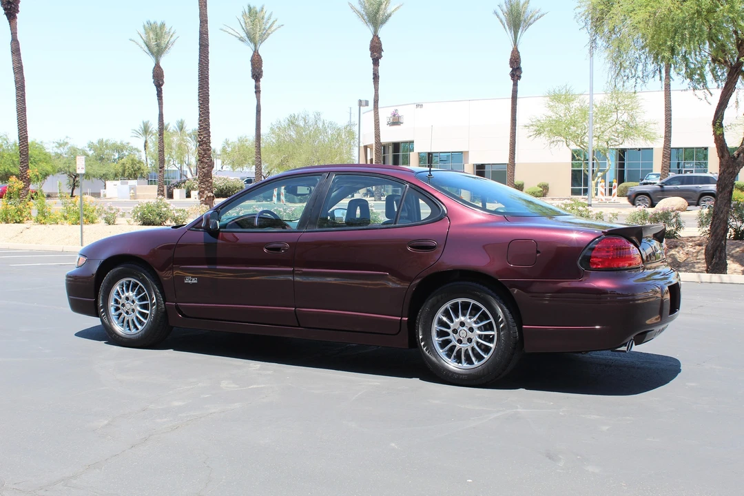 2002 Pontiac Grand Prix 3rd+ Gen - Image 24 of 31