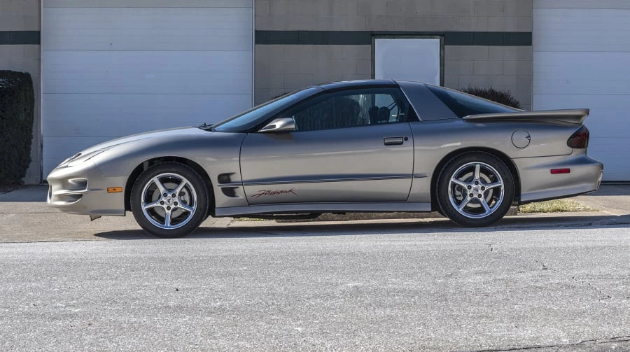 2002 Pontiac Firebird Trans Am 4th Gen - Image 2 of 16