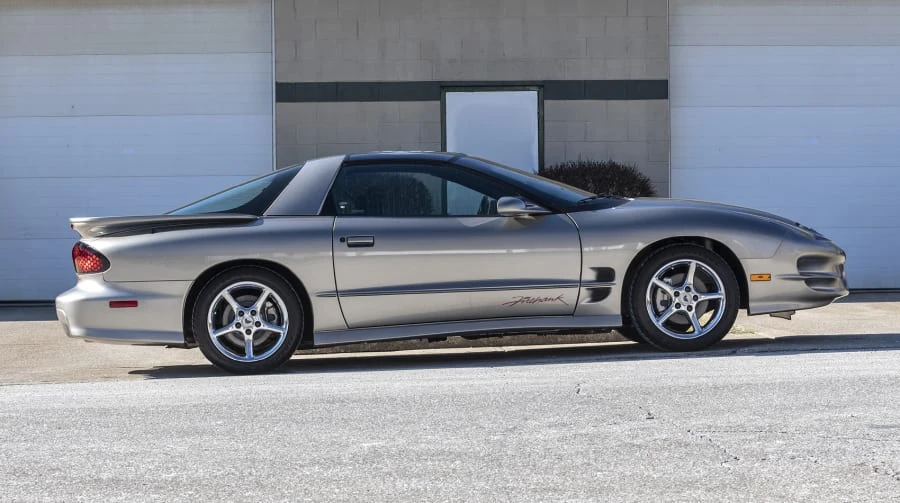 2002 Pontiac Firebird Trans Am 4th Gen - Image 8 of 16