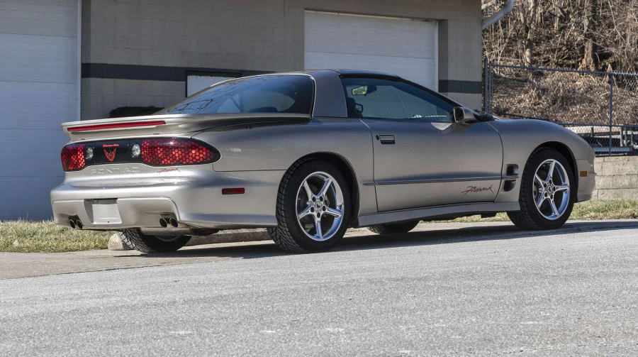 2002 Pontiac Firebird Trans Am 4th Gen - Image 13 of 16