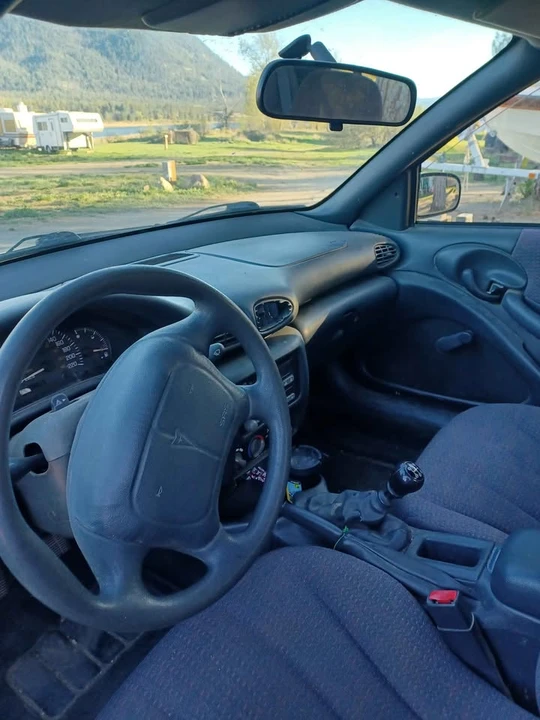 2002 Pontiac Sunfire - Image 3 of 7