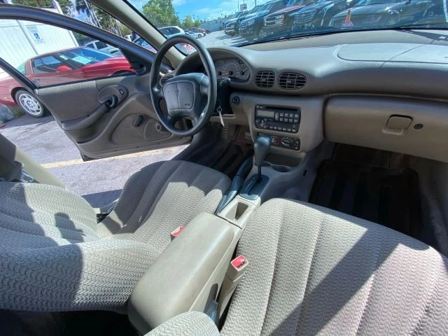 2002 Pontiac Sunfire - Image 9 of 16