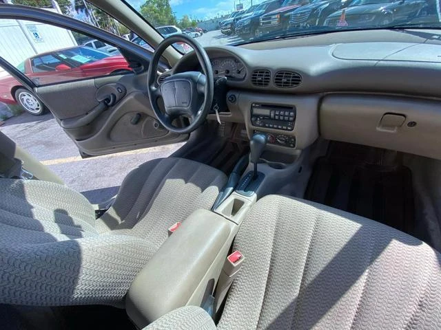 2002 Pontiac Sunfire - Image 9 of 16