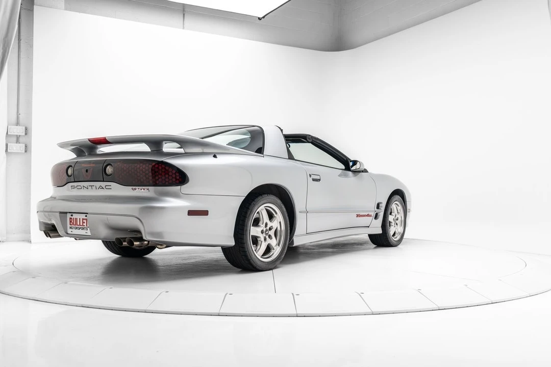 2002 Pontiac Firebird Trans Am 4th Gen - Image 10 of 21