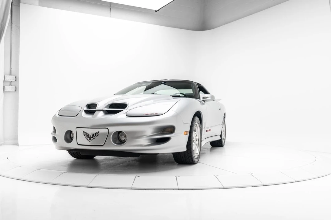 2002 Pontiac Firebird Trans Am 4th Gen - Image 11 of 21