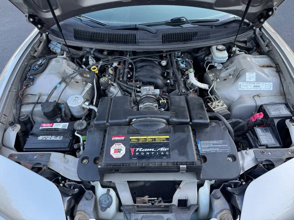 2002 Pontiac Firebird Trans Am 4th Gen - Image 15 of 17