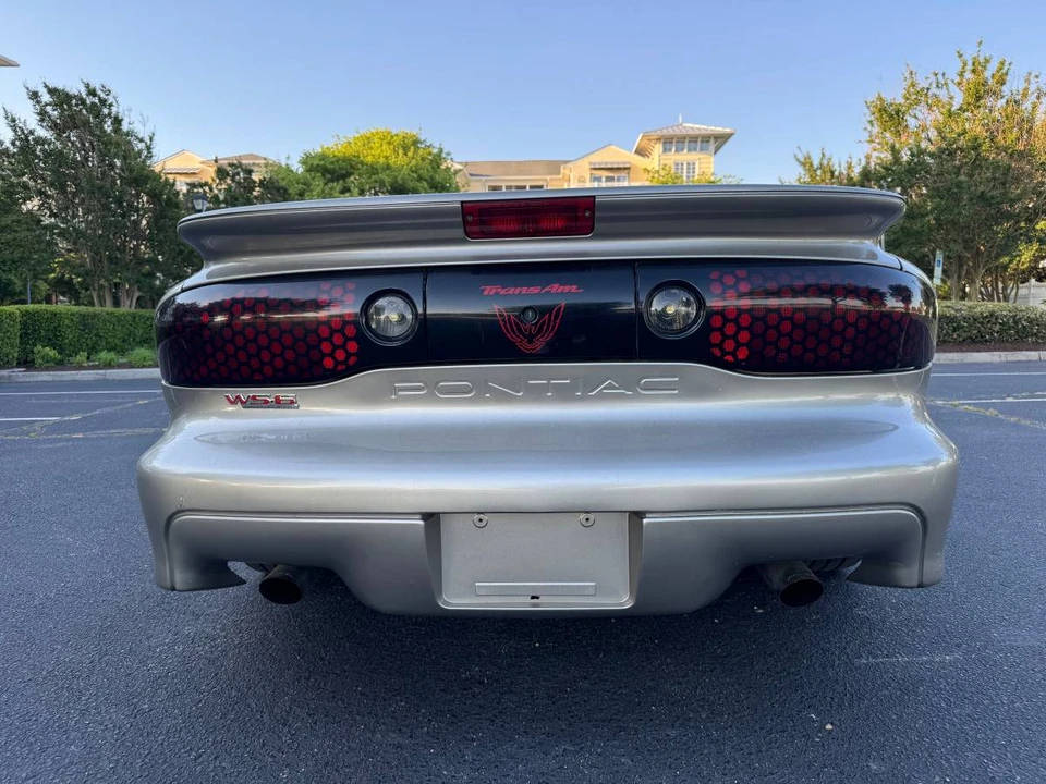 2002 Pontiac Firebird Trans Am 4th Gen - Image 8 of 17