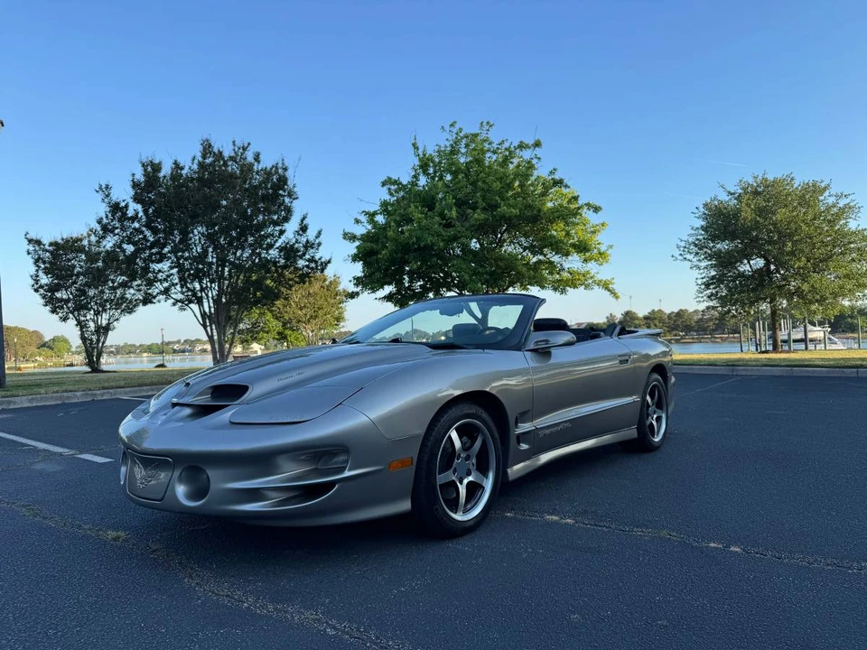 2002 Pontiac Firebird Trans Am 4th Gen - Image 2 of 17