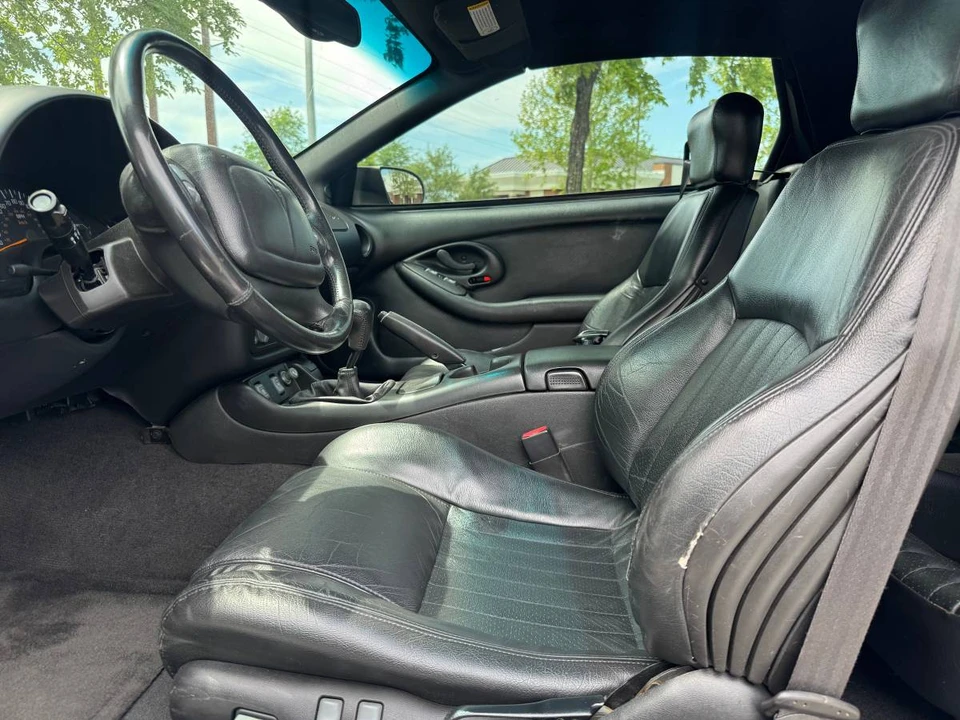2002 Pontiac Firebird Trans Am 4th Gen - Image 11 of 17