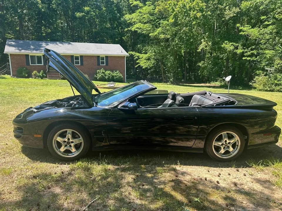 2002 Pontiac Firebird Trans Am 4th Gen - Image 2 of 10
