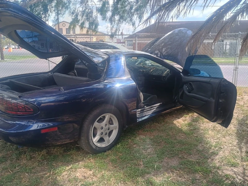 2002 Pontiac Firebird Trans Am 4th Gen - Image 15 of 19