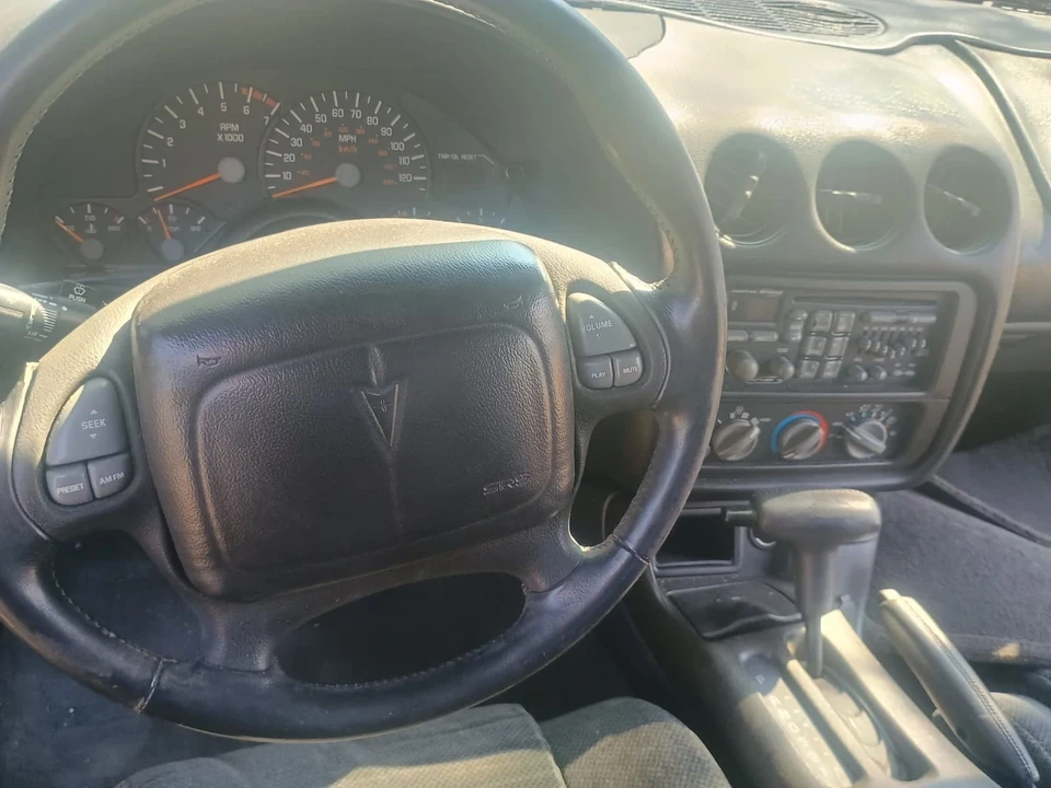 2002 Pontiac Firebird Trans Am 4th Gen - Image 8 of 19