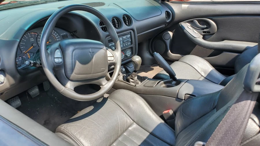 2002 Pontiac Firebird Trans Am 4th Gen - Image 3 of 16