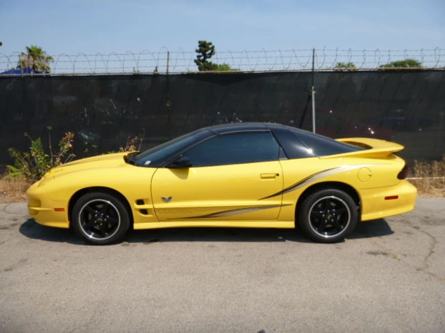 2002 Pontiac Firebird Trans Am 4th Gen - Image 2 of 11
