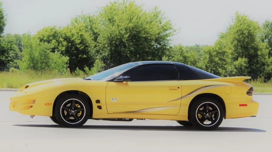 2002 Pontiac Firebird Trans Am 4th Gen - Image 2 of 8