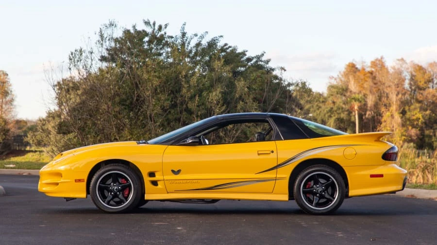 2002 Pontiac Firebird Trans Am 4th Gen - Image 2 of 12