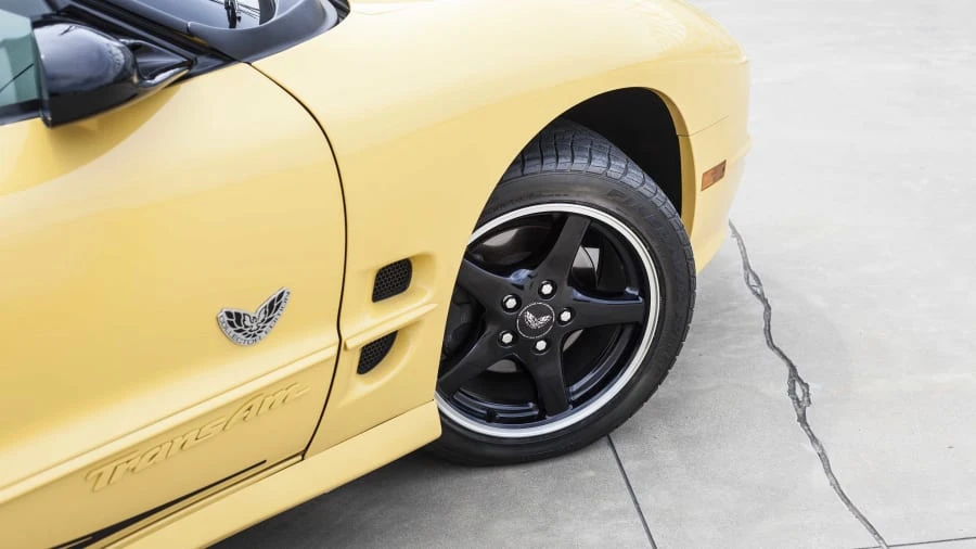 2002 Pontiac Firebird Trans Am 4th Gen - Image 9 of 12