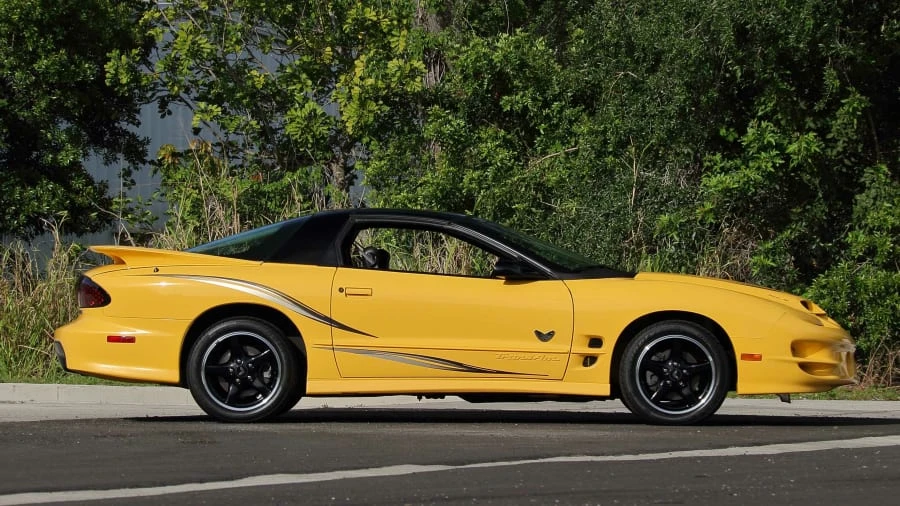 2002 Pontiac Firebird Trans Am 4th Gen - Image 8 of 23